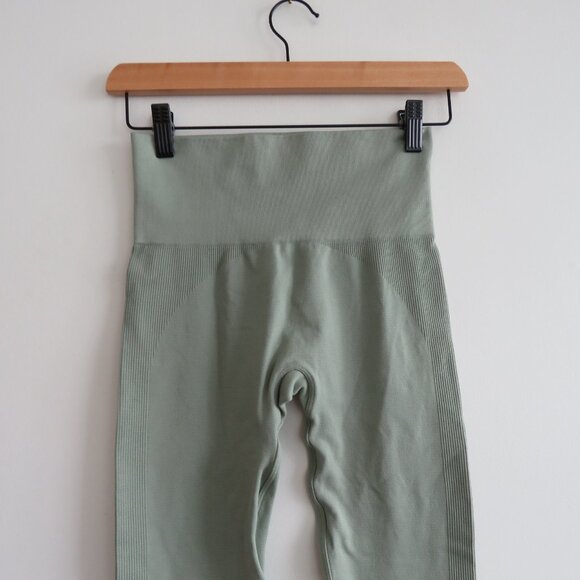 SET ACTIVE Sculptflex Yoga Activewear Leggings in Olive Green Pastel Gym Workout - Picture 4 of 13